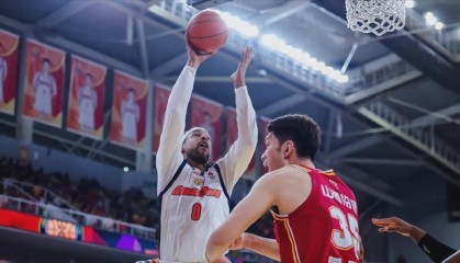 虎扑nba-超级外援耍大牌！消极比赛，总经理和主教练却不敢裁