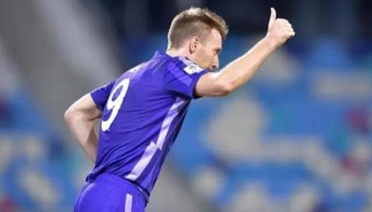 篮球比赛-【中超】弗兰克进球贝里奇两响 十人津门虎2比1浙江